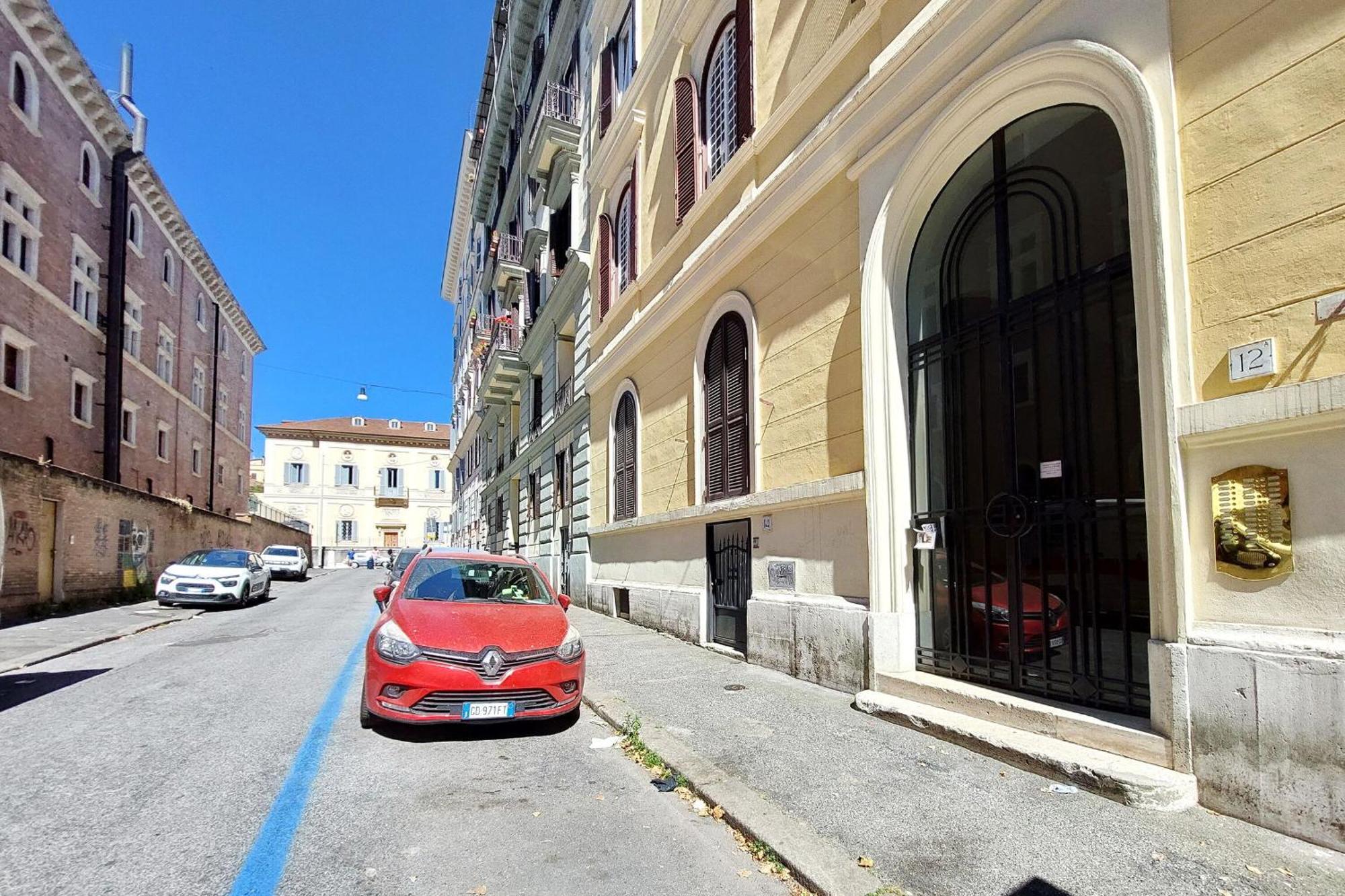 1 Bd With Balcony San Giovanni By Halldis روما المظهر الخارجي الصورة